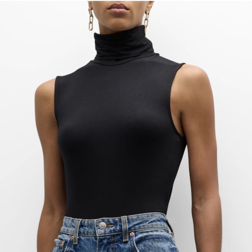 Majestic Filatures Sleeveless Turtleneck Top | Size Medium